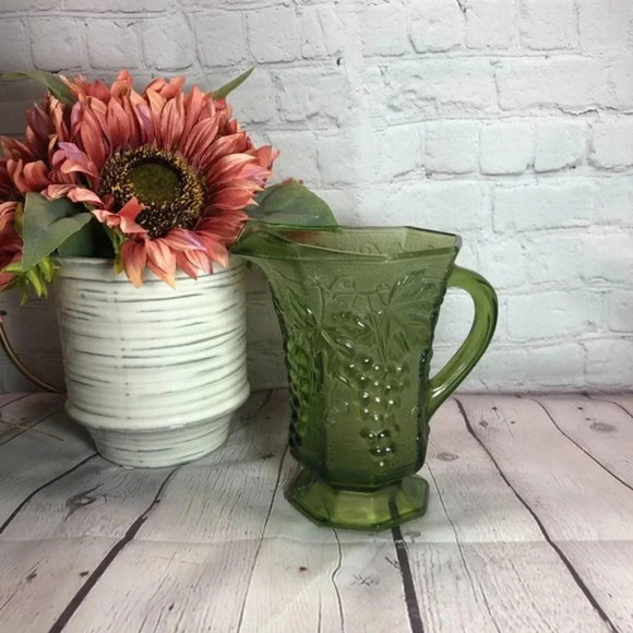vintage anchor hocking green glass pitcher with embossed grapes - Picture 1 of 9